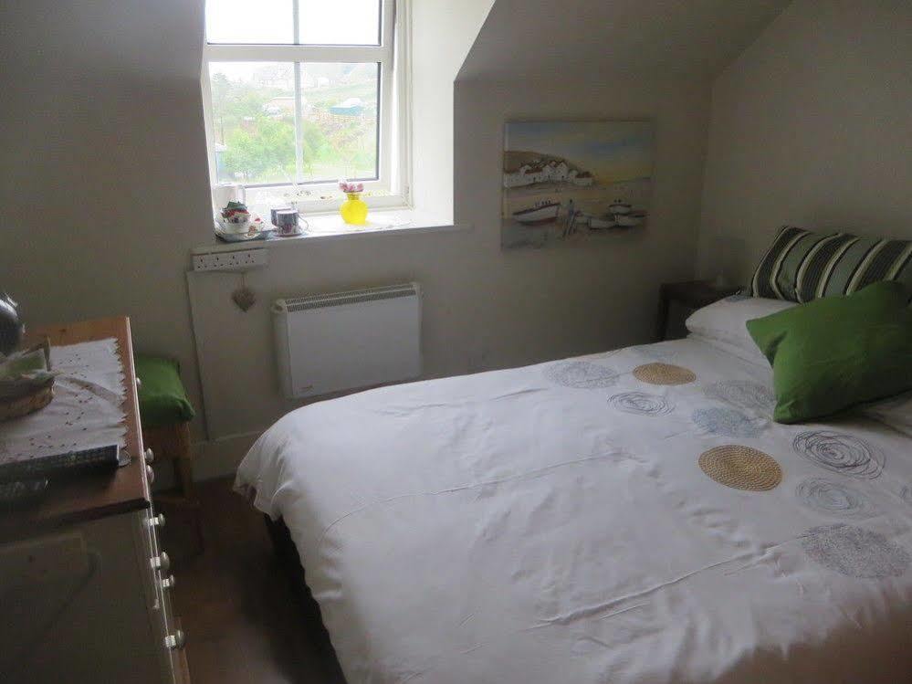 Glenancross Guesthouse Mallaig Exterior photo